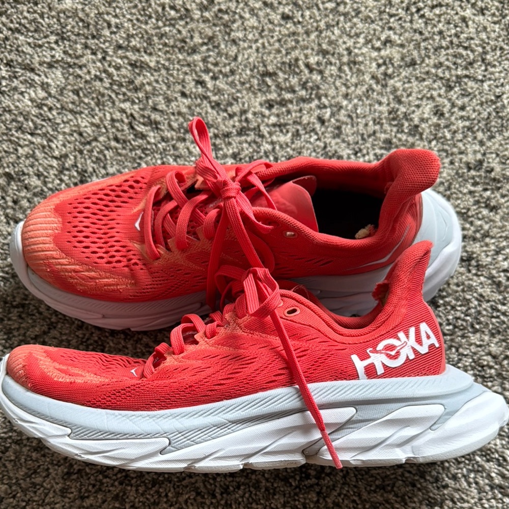 Hoka women’s Clifton  Vibrant coral Sneakers